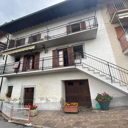 Casa Vacanze Il Pettirosso. Pisogne Extérieur photo
